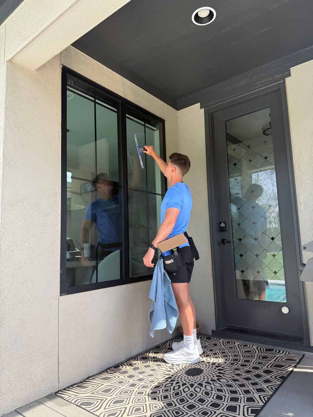 Commercial Cleaning image